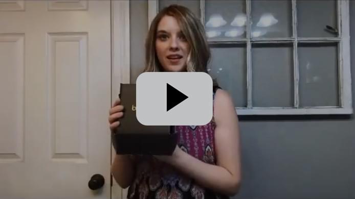 GadgetiCloud Lighted Travel Makeup Mirror Customer Review Video